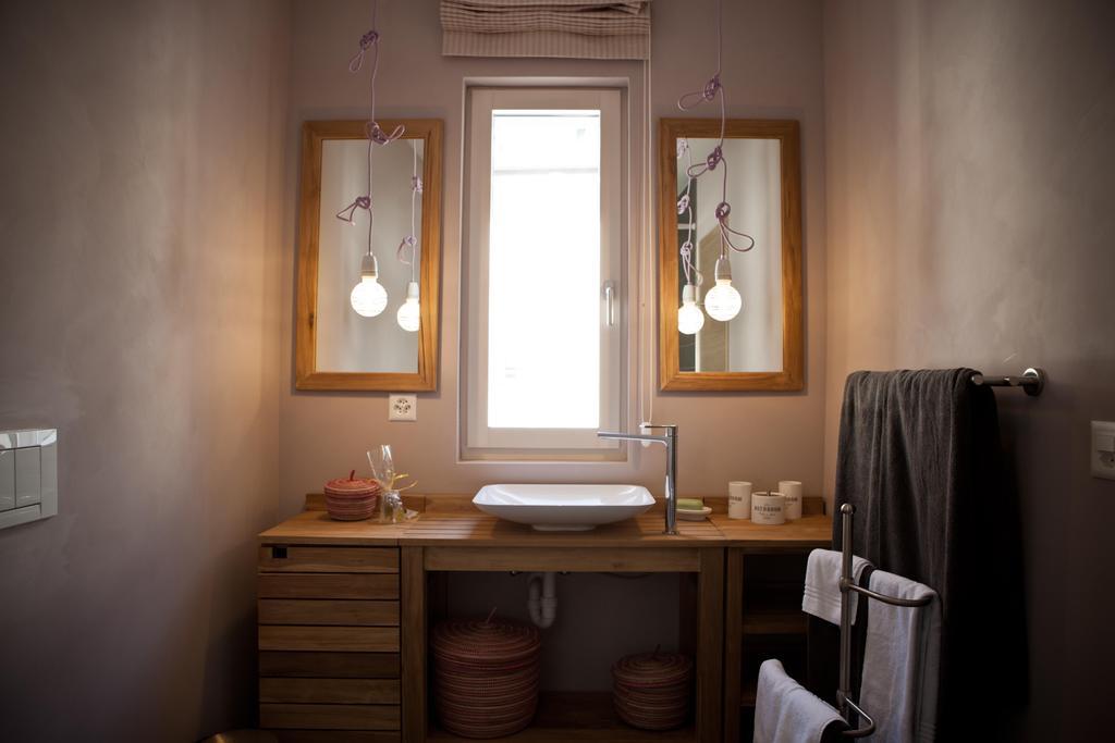 Le Coq Chantant Studios D'Hotes & Boutique Hotel St-Livres Saint-Livres Стая снимка